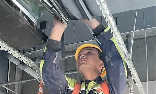 中央空调通风管道清洗机器人-上海中央空调清洗风道机器人